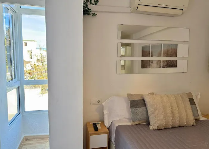 Velarde Dreams! By Easytrip דירה מאלגה